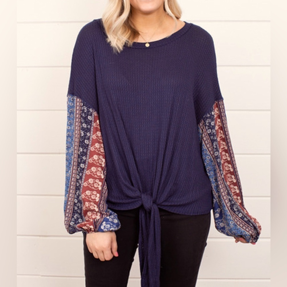 Blu Pepper Boho Navy Thermal Top with Wide Print Sleeves &  Tie Front, size M